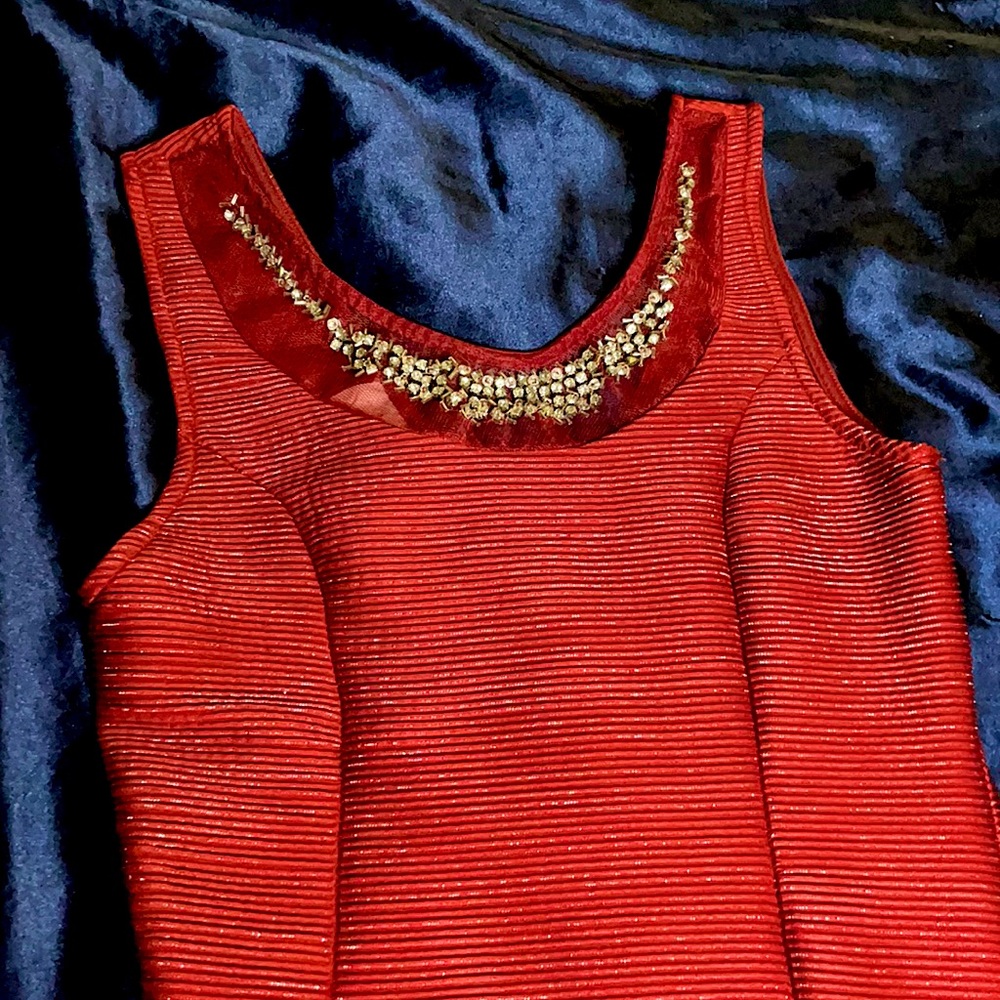 SPARKLY PARTY DRESS